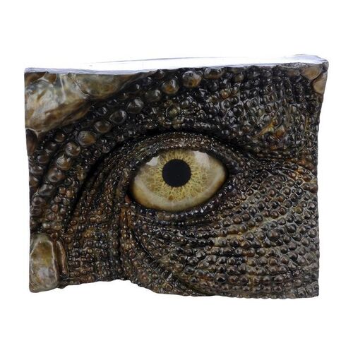 Lot #229: JURASSIC PARK (1993) - Tyrannosaurus Rex Reference Eye in Socket Display