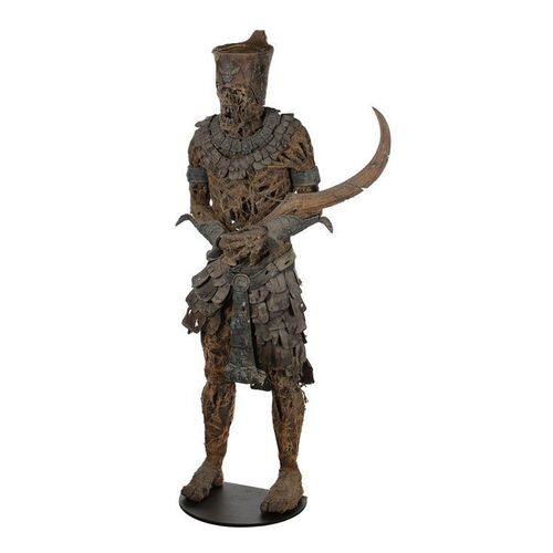 Lot #262: THE MUMMY RETURNS (2001) - Screen-matched Life-size Mummified Royal Guard Figure