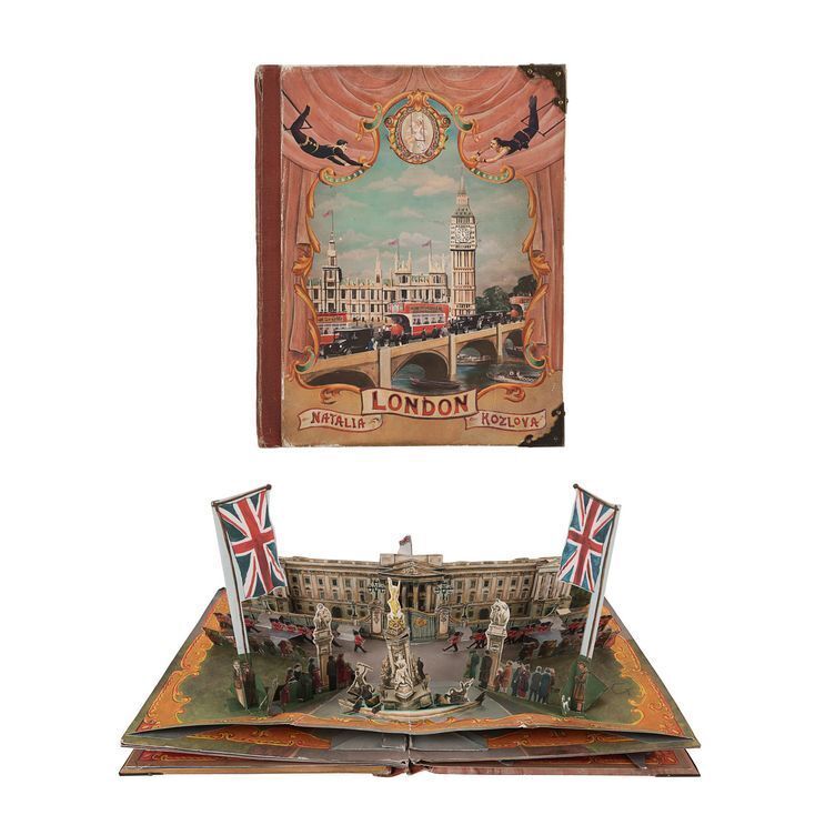 Lot #278: PADDINGTON 2 (2017) - Landmarks of London Pop-up Book
