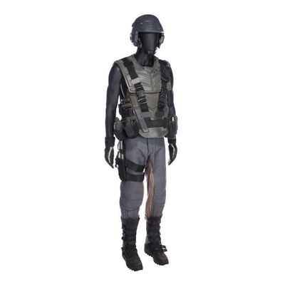 Lot #397: STARSHIP TROOPERS (1997) - Mobile Infantry Uniform Autographed by Casper Van Dien