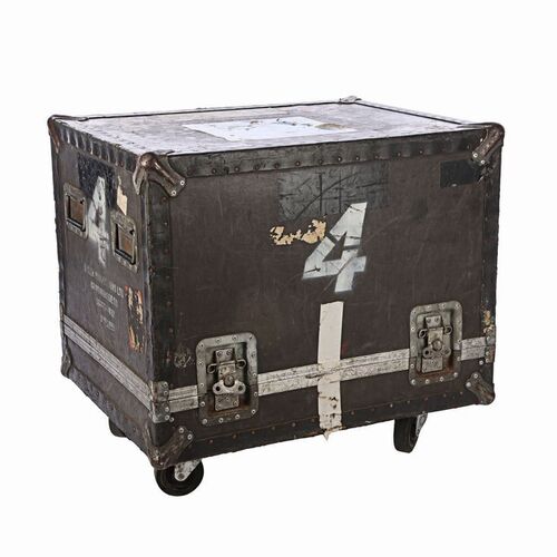Lot #608: QUEEN - Vox AC30 Amplifier Touring Flight Case