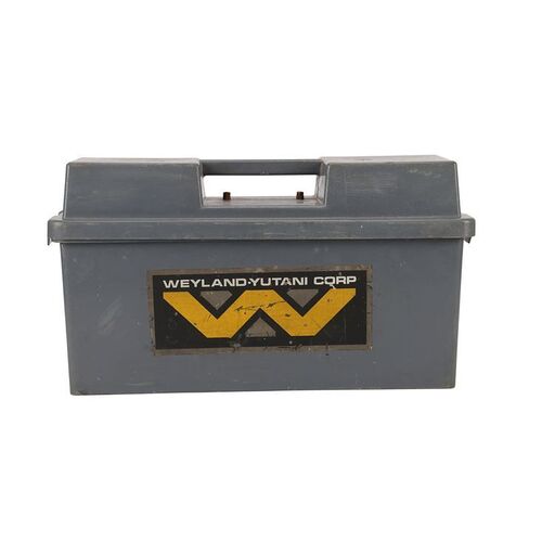 Lot #821: ALIENS (1986) - Weyland-Yutani Case