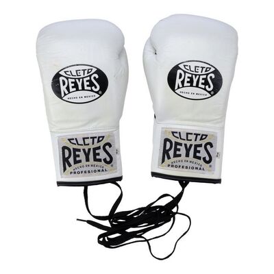 Lot #1000: CREED III (2023) - Adonis Creed's (Michael B. Jordan) Training Gloves