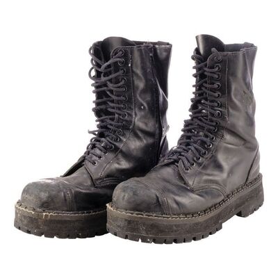 Lot #1185: HELLBOY (2004) - Hellboy's (Ron Perlman) Boots