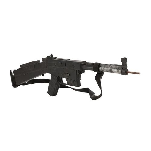 Lot #1278: JAMES BOND: TOMORROW NEVER DIES (1997) - James Bond's (Pierce Brosnan) Stunt AR-18 Rifle