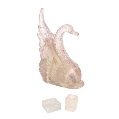 Lot #1293: JAMES BOND: DIE ANOTHER DAY (2002) - Ice Palace Swan, Ashtray and Drinking Glass