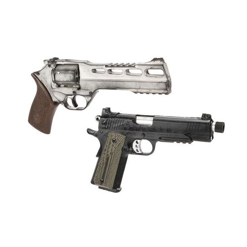 Lot #1336: JURASSIC WORLD DOMINION (2022) - Wyatt Huntley's (Kristoffer Polaha) Stunt Kimber TLE and Rainn Delacourt's (Scott Haze) Stunt Chiappa Rhino 60DS