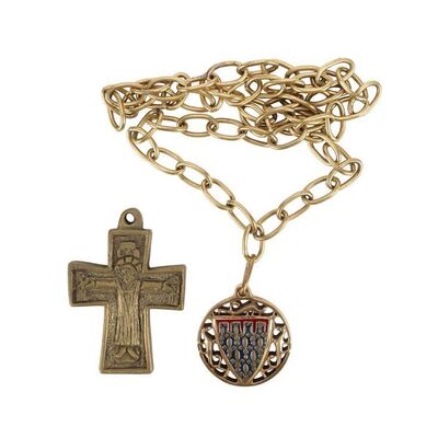 Lot #1359: THE LAST DUEL (2020) - Jean de Carrouges' (Matt Damon) Necklace and Cross Pendant