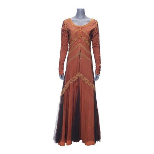 Lot #1501: ROBIN HOOD: PRINCE OF THIEVES (1991) - Lady Marian Dubois' (Mary Elizabeth Mastrantonio) Screen-matched Dress