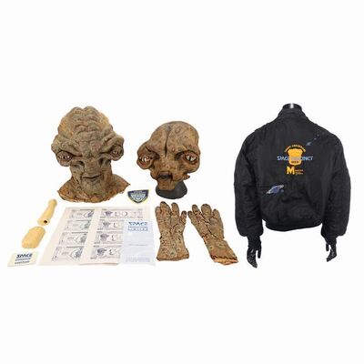 Lot #1533: SPACE PRECINCT (1994) - Two Creon Prosthetic Heads, Hands, and Production Ephemera