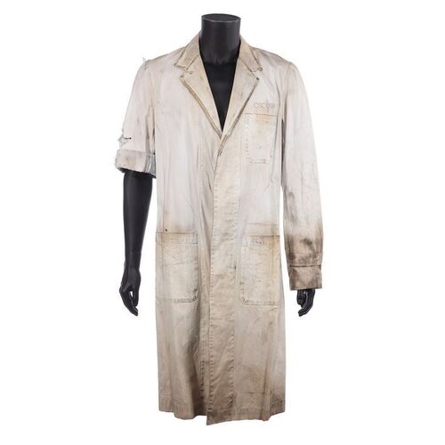 Lot #1540: THE AMAZING SPIDER-MAN (2012) - Dr. Curt Connors' (Rhys Ifans) Distressed Lab Coat