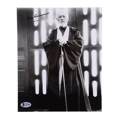 Lot #1590: STAR WARS: A NEW HOPE (1977) - Alec Guinness Autographed Photo
