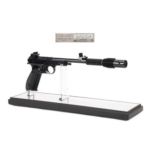 Lot #1640: STAR WARS: A NEW HOPE (1977) - Master Replicas Signature Edition Princess Leia Blaster