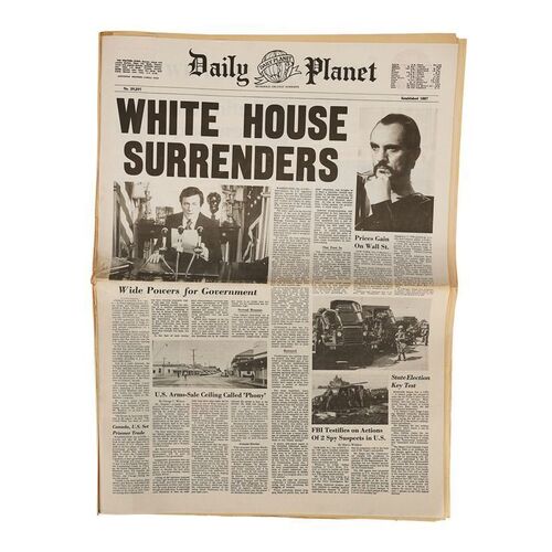 Lot #1668: SUPERMAN II (1980) - Daily Planet ''White House Surrenders'' Newspaper