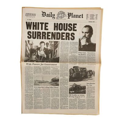 Lot #1668: SUPERMAN II (1980) - Daily Planet ''White House Surrenders'' Newspaper