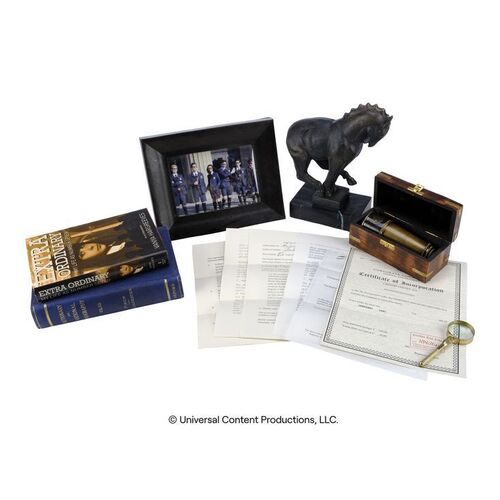 Lot # 37: The Umbrella Academy (2019-2024): Umbrella Academy Childrens Photo with Mansion Accessories