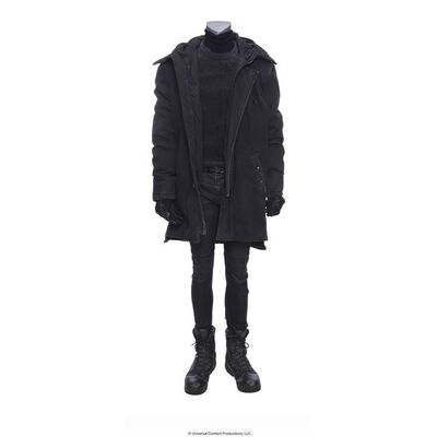 Lot # 95: The Umbrella Academy (2019-2024): Diego Hargreeves's (David Casta&Atilde;&fnof;&Acirc;&plusmn;eda) Hero Bar Fight Costume