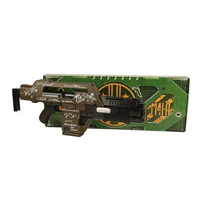 Lot #15 - ALIENS (1986) - Michael Biehn, Carrie Henn, William Hope, Jenette Goldstein, Mark Rolston, Daniel Kash, Ricco Ross and Cynthia Dale Scott Autographed Limited Edition NERF Pulse Rifle Gun