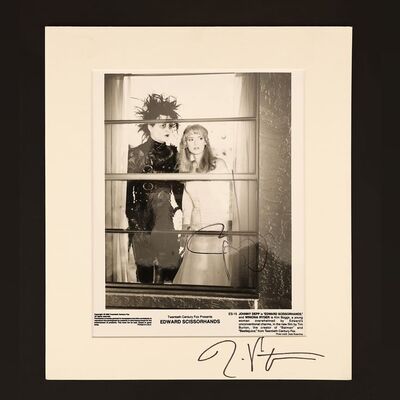 Lot #96 - EDWARD SCISSORHANDS (1990) - Black-and-White Still and Tim Burton Book Autographed by Johnny Depp, Tim Burton, Eva Green and Chlo&Atilde;&fnof;&Acirc;&laquo; Grace Moretz