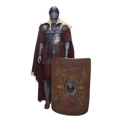 Lot #112 - Roman Infantry Costume with Shield ### GLADIATOR (2000)