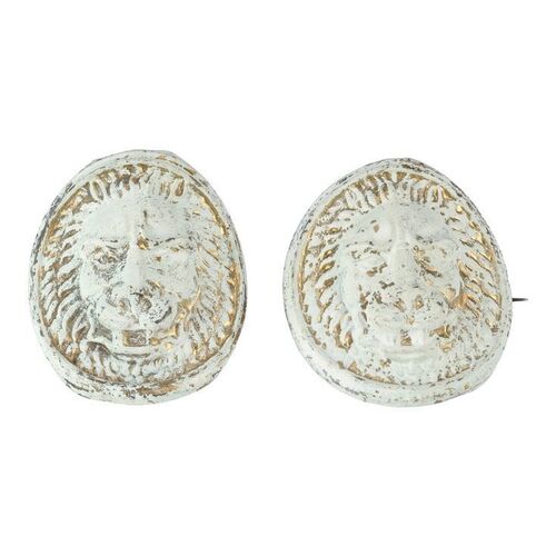 Lot #115 - Commodus' (Joaquin Phoenix) Lion Head Cape Pins Display ### GLADIATOR (2000)