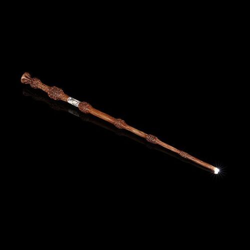 Lot #133 - Light-Up Hero Elder Wand ### HARRY POTTER AND THE DEATHLY HALLOWS: PART 1 (2010)