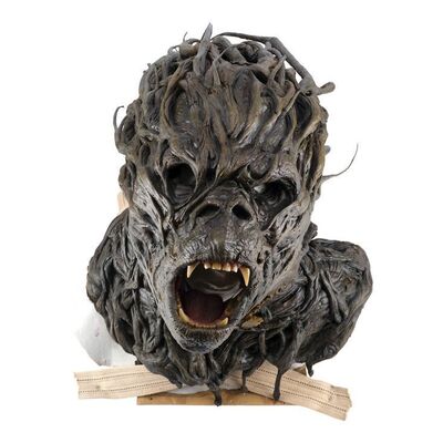 Lot #199 - Animatronic Tartutic Head ### LADY IN THE WATER (2006)