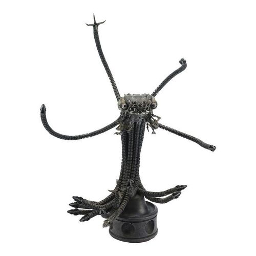 Lot #234 - Posed Sentinel VFX Reference Model Miniature ### THE MATRIX TRILOGY (1999-2003)