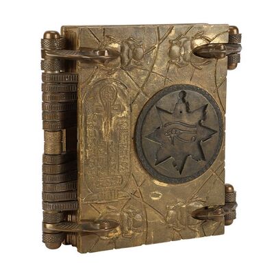 Lot #250 - Functional Hero Golden Book of the Living ### THE MUMMY (1999)