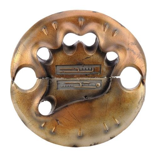 Lot #278 - City Hunter's (Kevin Peter Hall) Stunt Predator Smart Disc ### PREDATOR 2 (1990)