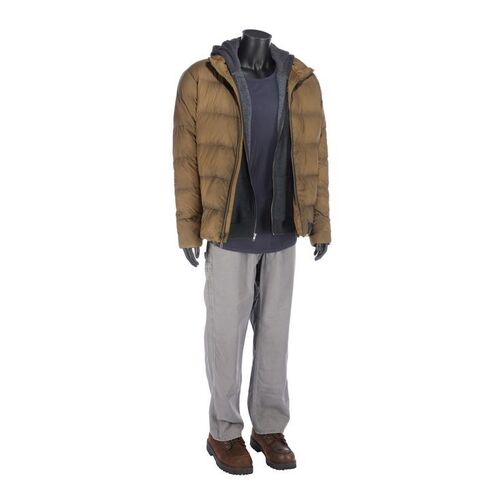 Lot #295 - Joe Smith's (Sylvester Stallone) Costume ### SAMARITAN (2022)