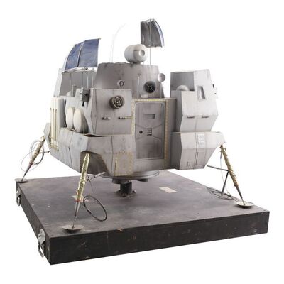 Lot #317 - Screen-Matched Mars Lander Model Miniature ### SPECIES II (1998)