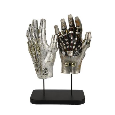 Lot #363 - Anthony Daniels Collection: Pair of C-3PO (Anthony Daniels) Hands ### STAR WARS: THE EMPIRE STRIKES BACK (1980)/STAR WARS: RETURN OF THE JEDI (1983)