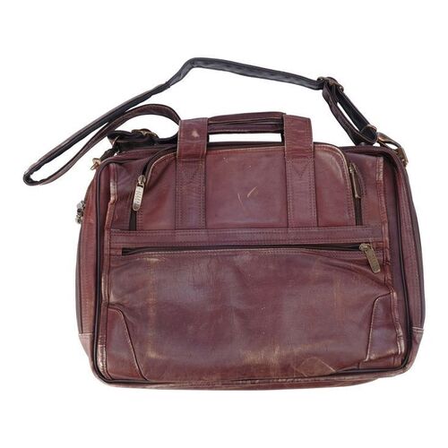 Lot #478 - Dr. Buddy Rydell's (Jack Nicholson) Briefcase ### ANGER MANAGEMENT (2003)