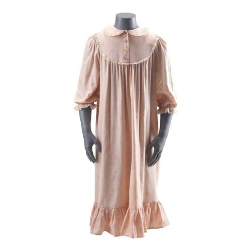Lot #507 - Sophie's (Ruby Barnhill) Nightgown ### THE BFG (2016)
