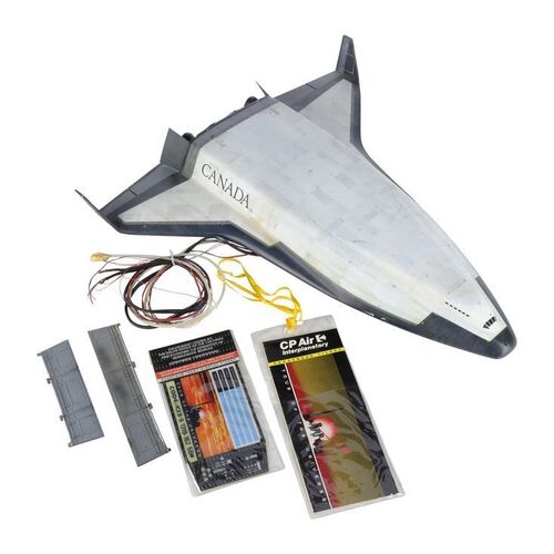Lot #560 - Dave Jones Collection: Advanced Space Shuttle Model Miniature with Ephemera ### EPCOT'S HORIZONS (1983 - 1999)
