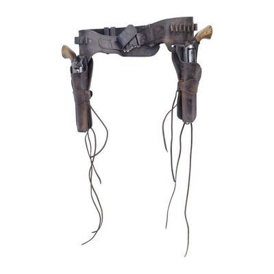 Lot #569 - Roland "The Gunslinger" Deschain's (Idris Elba) Belt with Holsters and Stunt Revolvers ### THE DARK TOWER (2017)
