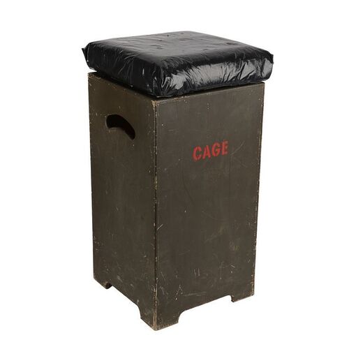 Lot #599 - Tom Cruise's Personal Set Rest Box ### EDGE OF TOMORROW (2014)
