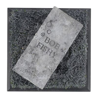 Lot #617 - "Bob Fishy" Gravestone ### FRANKENWEENIE (2012)
