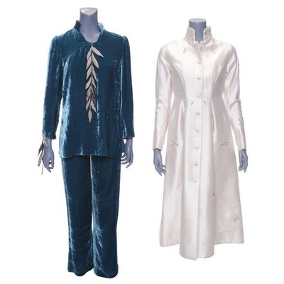 Lot #714 - Santa's (Michelle Yeoh) White Coat and Blue Velvet Costume ### LAST CHRISTMAS (2019)