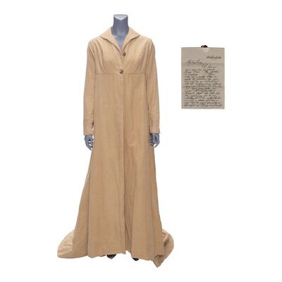 Lot #729 - Fanny Price's (Frances O'Connor) Riding Habit and Letter ### MANSFIELD PARK (1999)