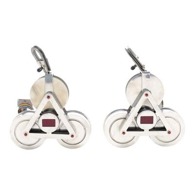 Lot #782 - Pair of Danny Ocean's (George Clooney) Descenders ### OCEAN'S ELEVEN (2001)