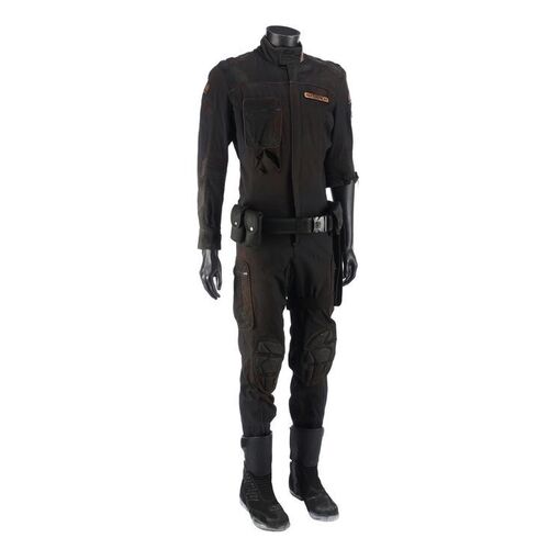 Lot #794 - Corporal Bower's (Ben Foster) Costume ### PANDORUM (2009)
