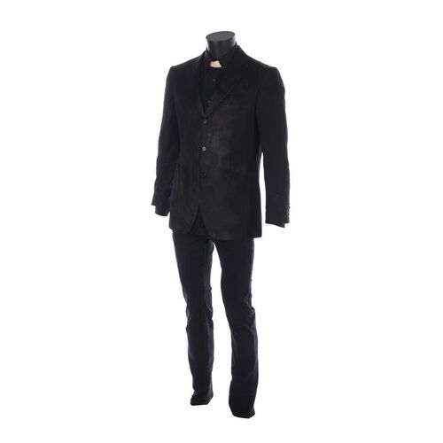 Lot #800 - Jesse Custer's (Dominic Cooper) Bloodied Costume ### PREACHER (2016-2019)