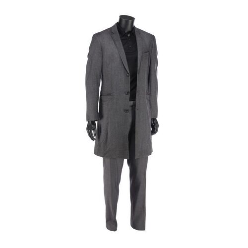 Lot #932 - Sick Boy's (Johnny Lee Miller) Remembrance Costume ### T2 TRAINSPOTTING (2017)