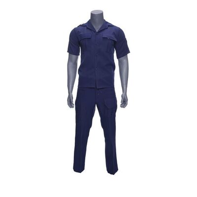 Lot #1114 - Bloodied Civilian Technician Uniform ### ALIENS (1986)