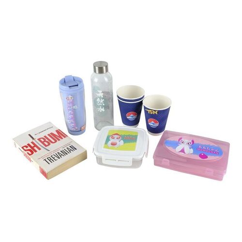 Lot #1178 - Tumbler, Plastic Containers, Water Bottle, Coffee Cups, Pin and Book ### BULLET TRAIN (2022)