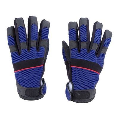 Lot #1221 - Zoe Bell's (Zoe Bell) Gloves ### DEATH PROOF (2007)