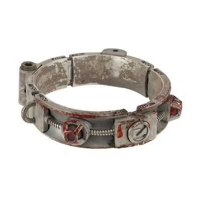 Lot #1258 - Fido's (Billy Connolly) ZomCon Collar ### FIDO (2006)