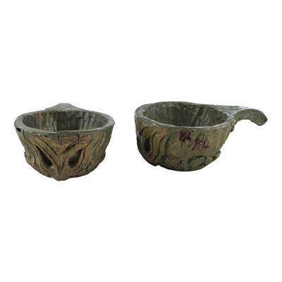 Lot #1261 - Pair of Production-Made Arborian Cups ### FLASH GORDON (1980)